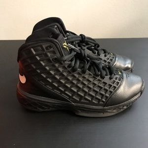 Nike Kobe 3 Size 4.5